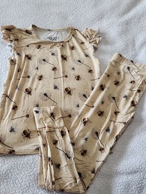 Brooke & Peyton Bamboo 2 piece pajama set Size 7